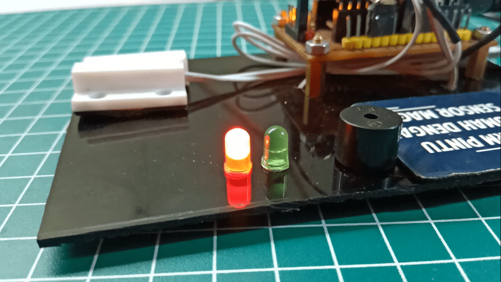 Alarm Pintu Rumah Dengan Sensor Magnet Menggunakan Arduino